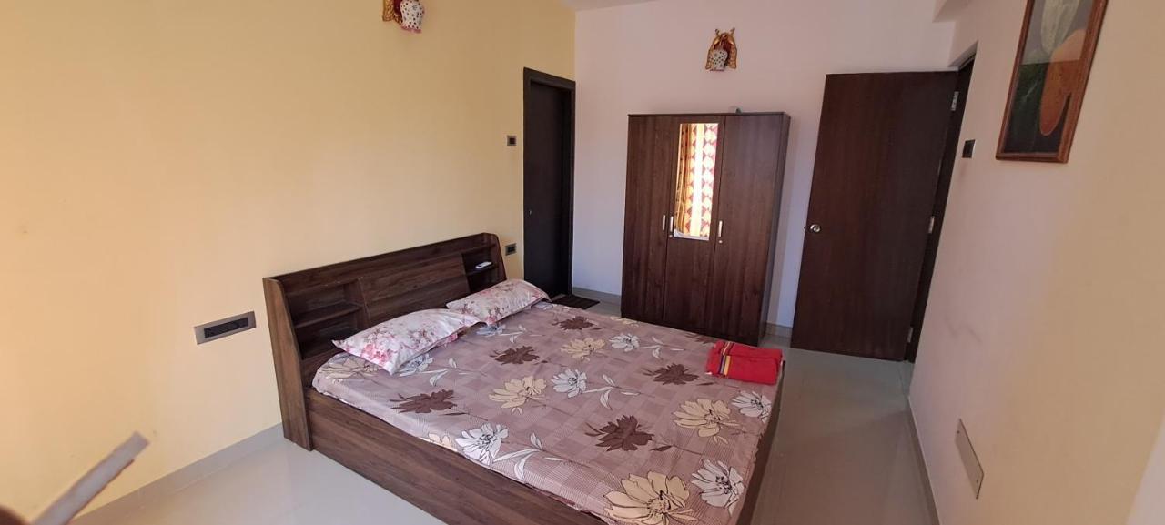 Ranghavi Sands Apartment With Pool - Near Beach And Dabolim Airport Bogmalo Beach Extérieur photo